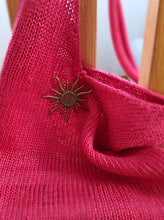 Įkelti vaizdą į galerijos rodinį, Braškė (krepšys su knyga)