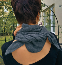 Įkelti vaizdą į galerijos rodinį, Tamsi švelnioji