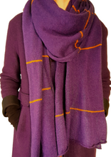 Įkelti vaizdą į galerijos rodinį, F. Kahlo šalikas