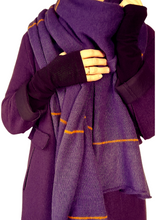 Įkelti vaizdą į galerijos rodinį, F. Kahlo šalikas