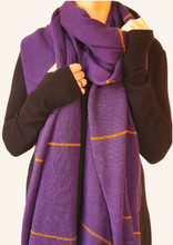 Įkelti vaizdą į galerijos rodinį, F. Kahlo šalikas